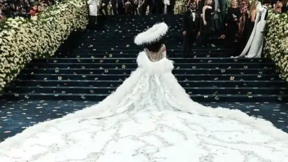 Met Gala 2025: los extravagantes atuendos de las celebridades (+Fotos)