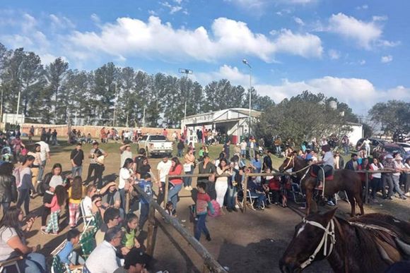 Festival por el 55º Aniversario del Club Atlético 9 de Julio, de Colonia Ayuí