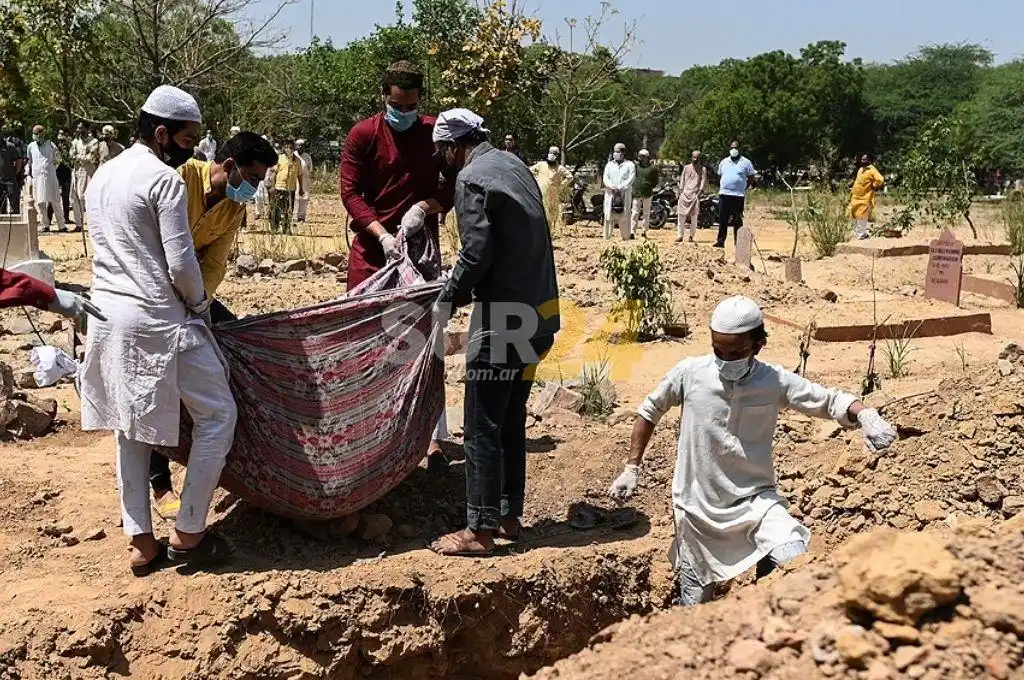 India superó por primera vez los 400.000 casos diarios de coronavirus