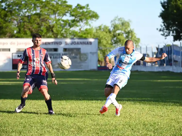 Con un doblete del paraguayo Rivarola, Juventud venció a domicilio a Unión y Fraternidad y quedó como líder de su zona