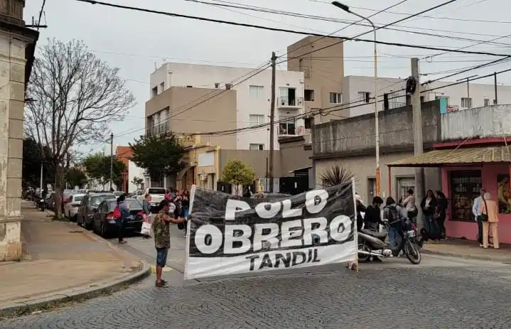 En Tandil también se replicó la protesta del Polo Obrero con cortes de calles