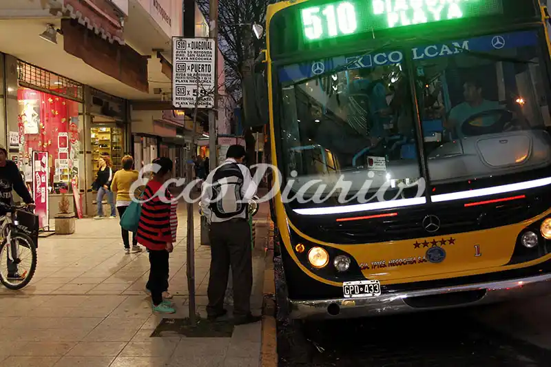 Sin transporte urbano, por una medida de fuerza