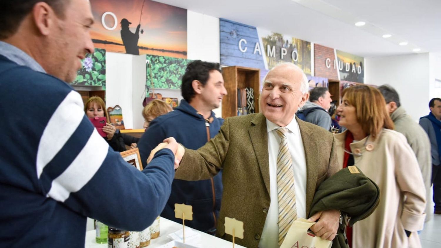 Lifschitz recorrió la Exposición Rural y valoró el aporte económico del campo