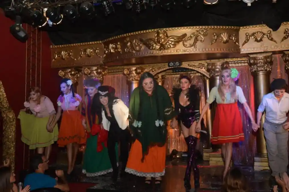 Osky Beigbeder y sus artistas