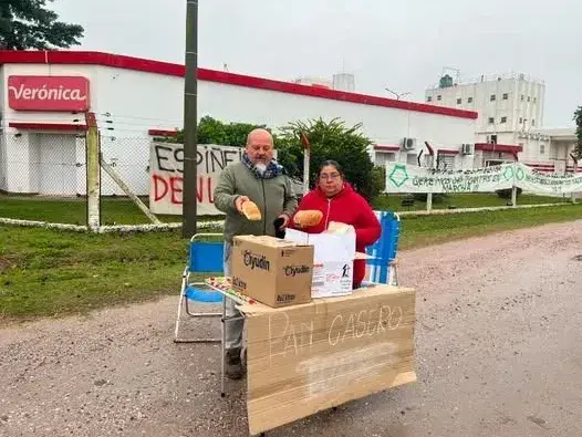 "Hoy están vendiendo panes para poder sobrevivir": el duro mensaje sobre una familia de trabajadores de Lácteos Verónica