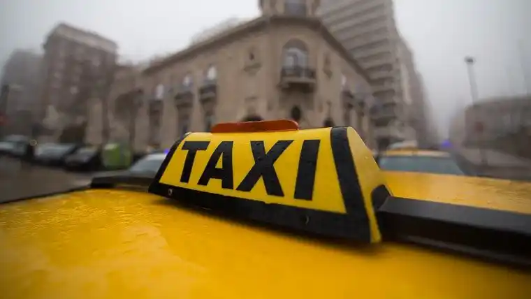 Se viene otro aumento de taxi en Rosario