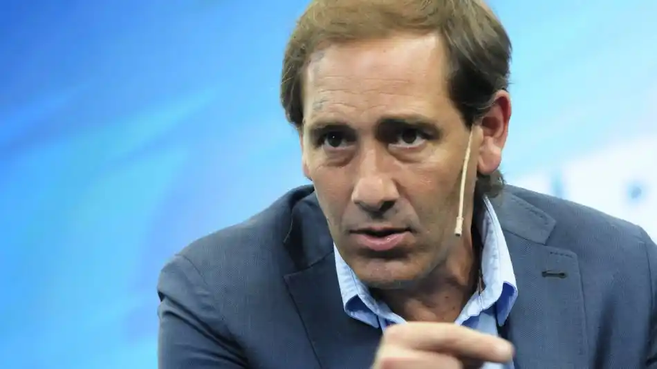 La Plata: Garro exigió que se exima del pago de luz y agua a los usuarios afectados por los cortes