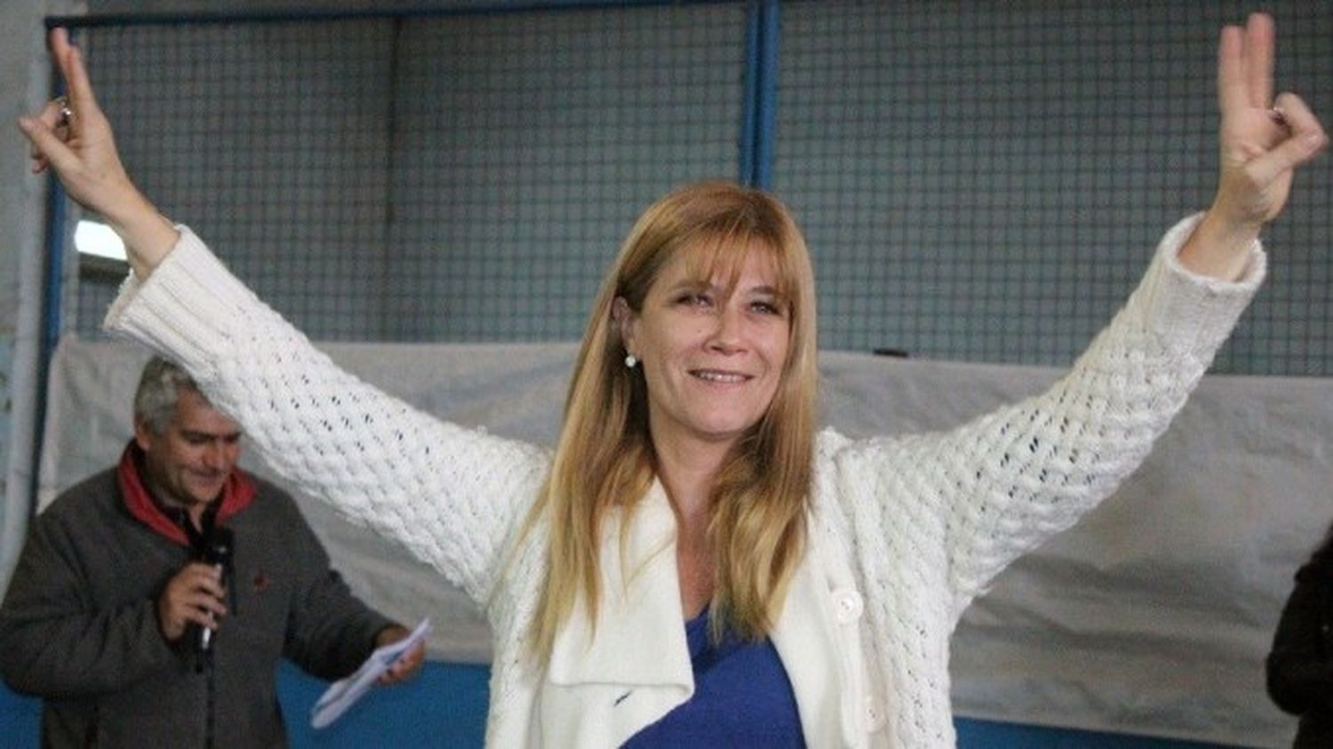 La Matanza: Magario pateó el tablero y anunció un bono de $16 mil, el más alto de la Provincia