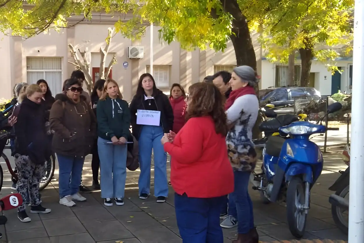 protesta estudiantes escuela agraria consejo escolar
