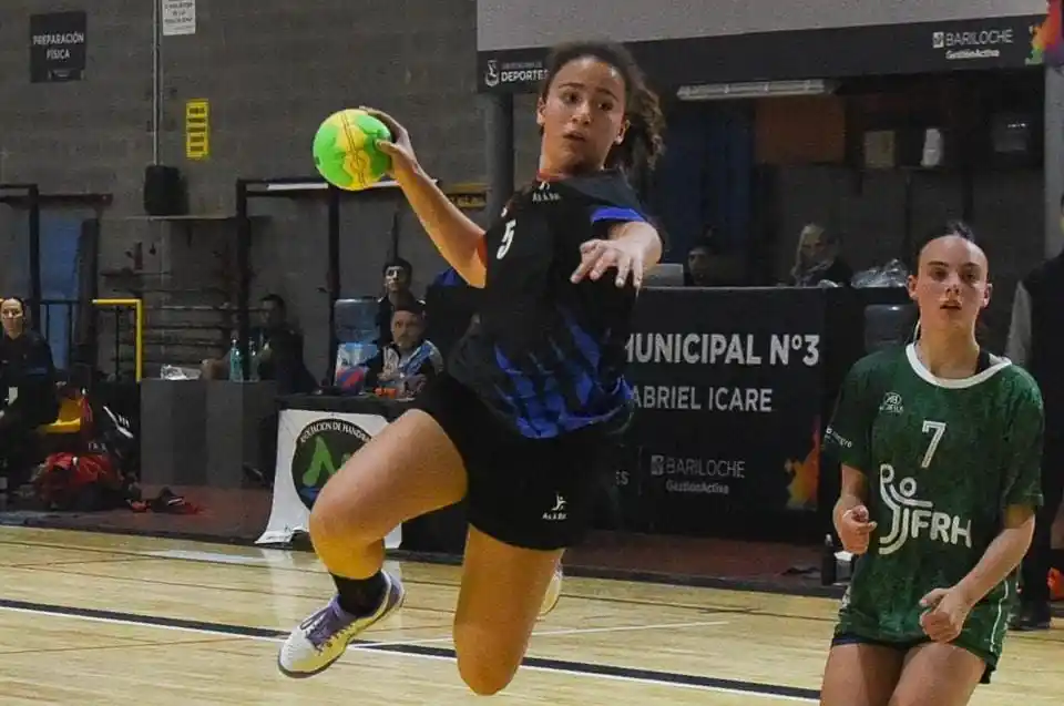 Trinidad Márquez, jugadora de Handball Necochea