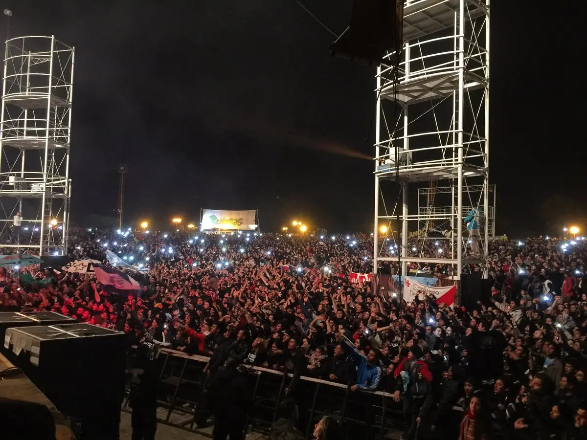 Investigan la muerte de un joven en recital de La Renga