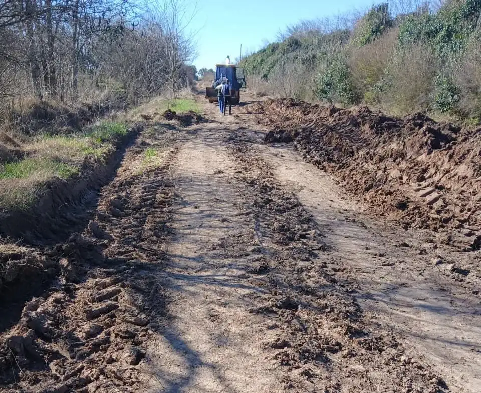 Sexto Distrito: la Comuna intensifica las obras de mantenimiento de caminos