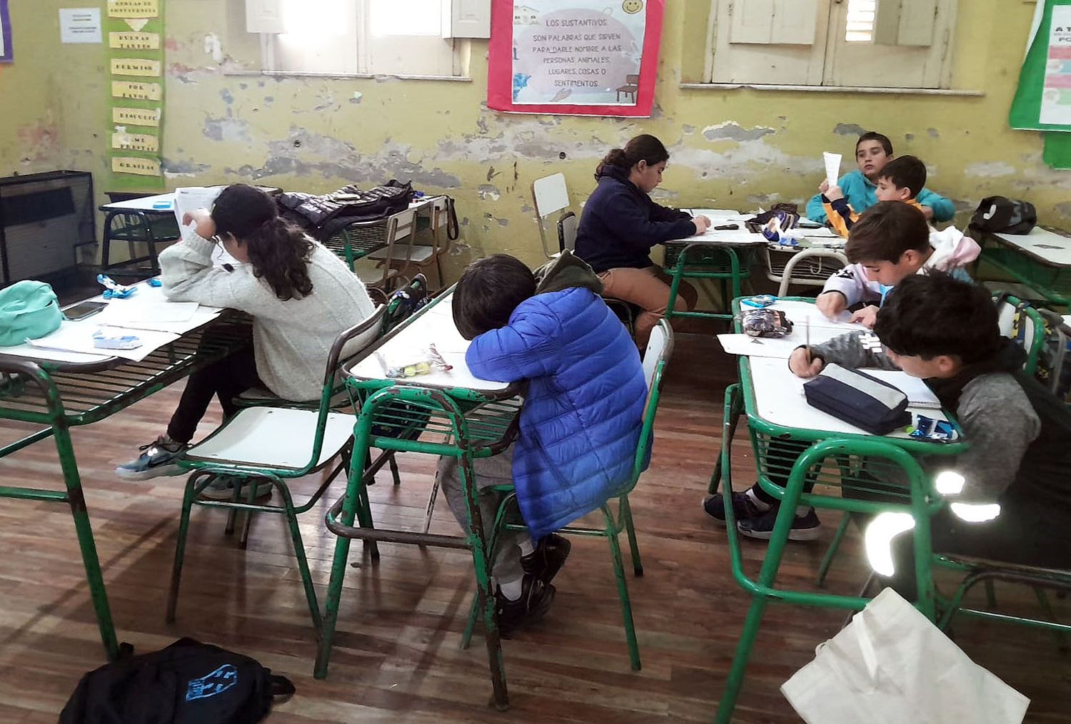 Nuestro departamento cuenta con dieciséis representantes.