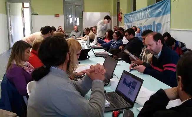 Agmer asistirá a una audiencia con el Gobierno: el paro, en suspenso