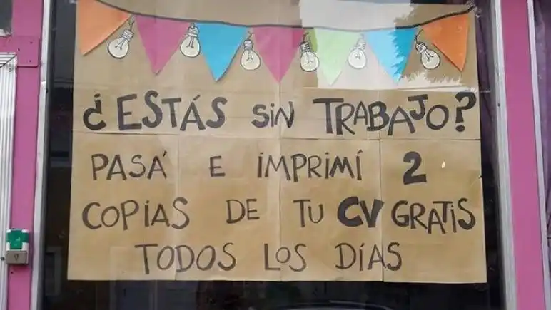 En Rosario un comercio permite imprimir CV gratis