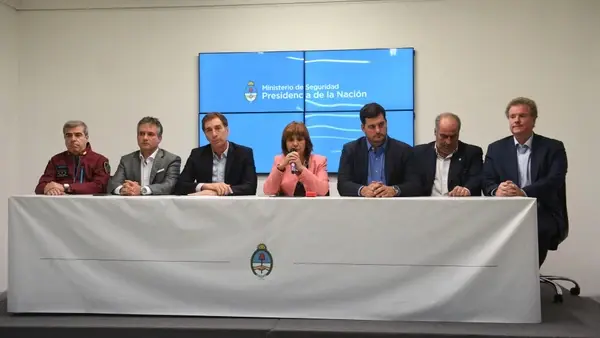 Bullrich exhibió las imágenes del ataque a Olivares y dijo que «el objetivo era Yadón»
