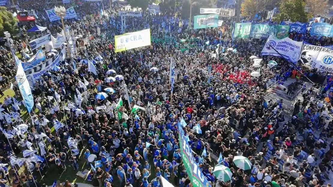 La CGT llamó a ponerle “un límite" al Gobierno de Milei en la marcha por el Día del Trabajador