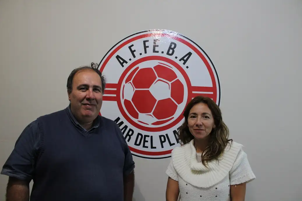 El fútbol femenino comienza su torneo