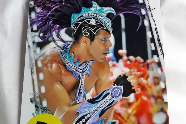 El Museo del Carnaval recibió donación de un traje que perteneció a Pier Fritzsche
