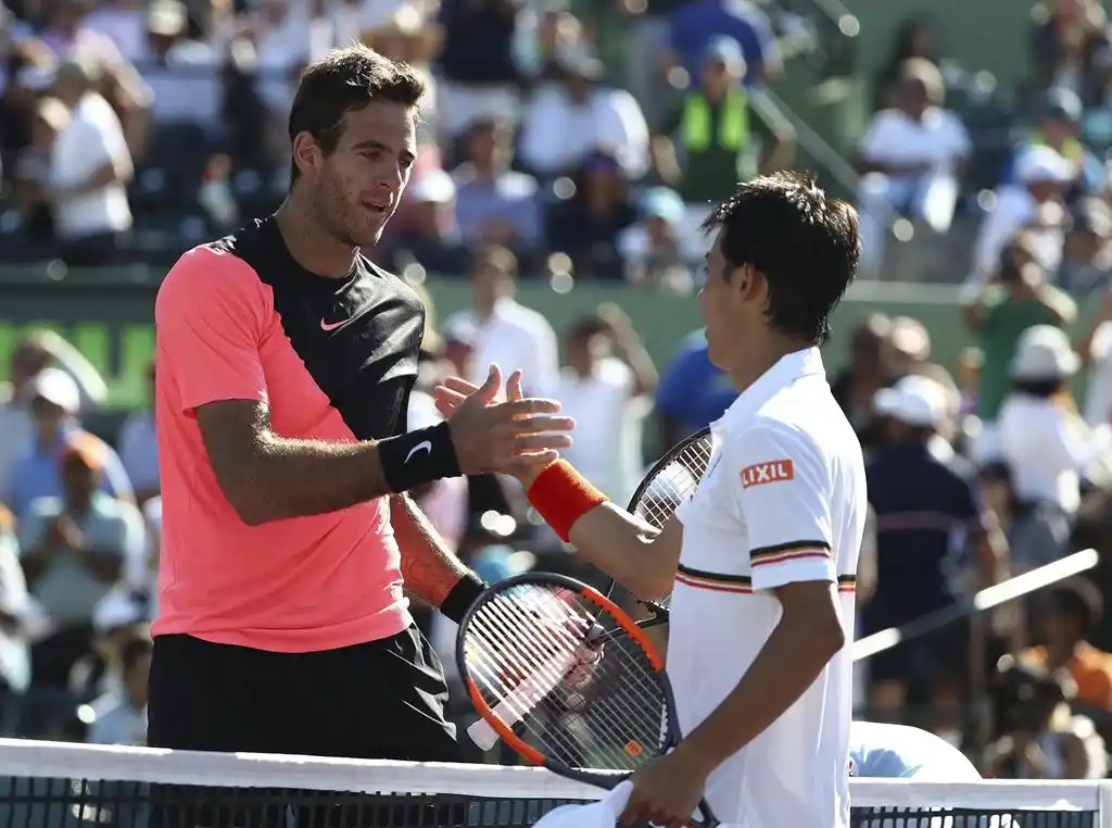 Del Potro barrió a Nishikori y se metió en los octavos