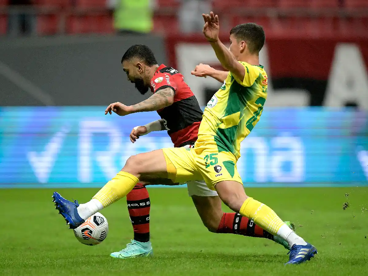 Defensa y Justicia no pudo con Flamengo