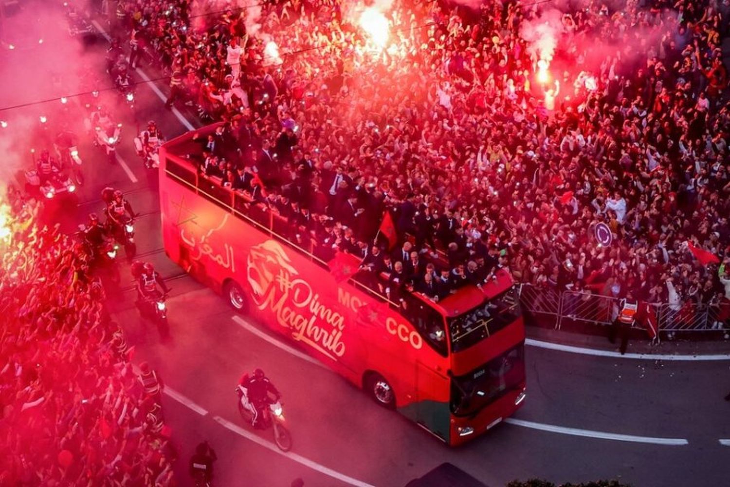 Una multitud recibió a la Selección de Marruecos