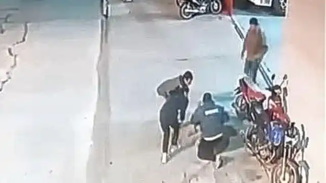 Bomberos de Gualeguay practicaron RCP a un niño y le salvaron la vida