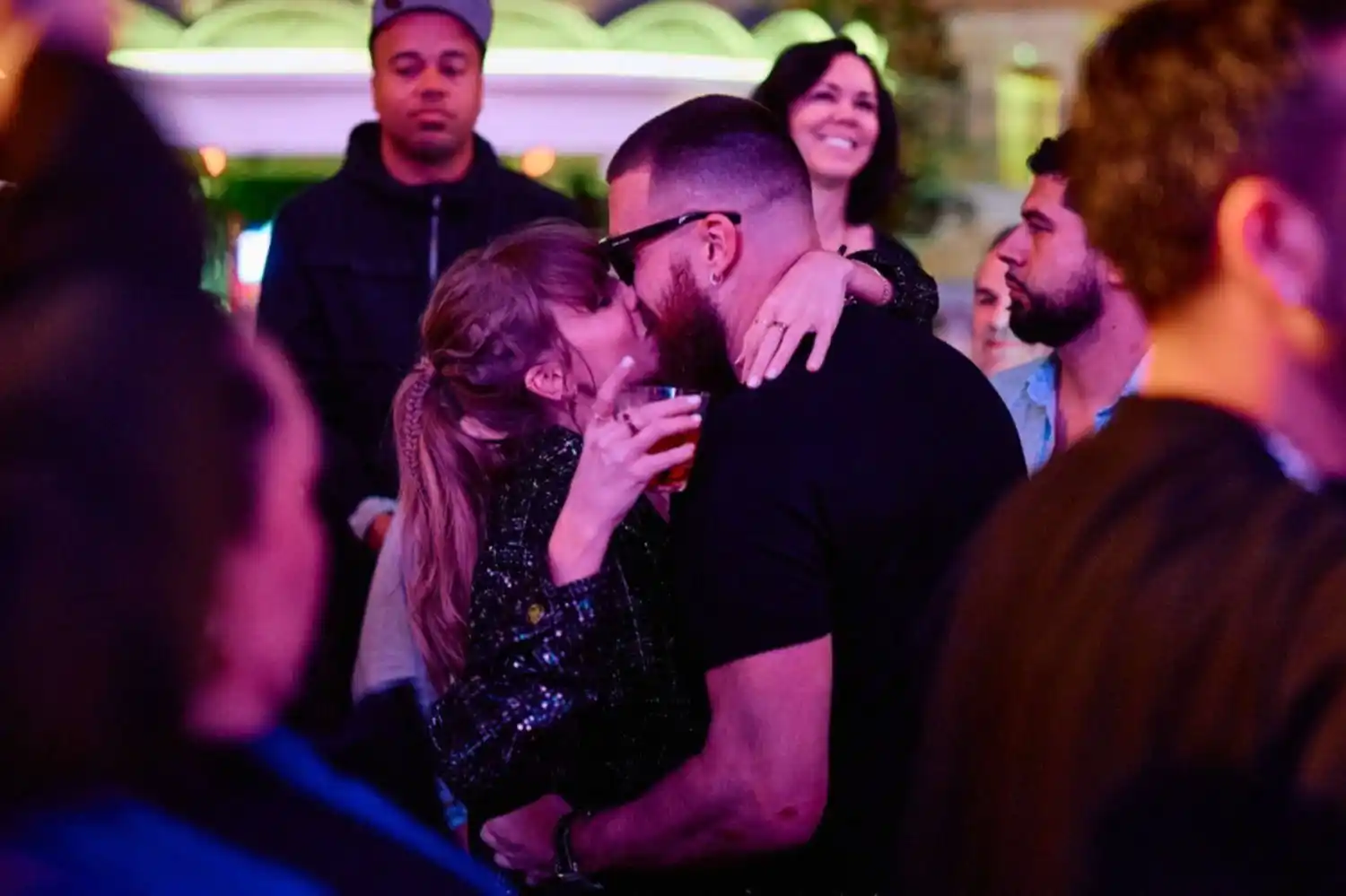 Estos fueron los regalos de Travis Kelce a Taylor Swift en San Valentín