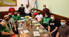 La intendenta V. Berisso recibió al plantel de Bancario