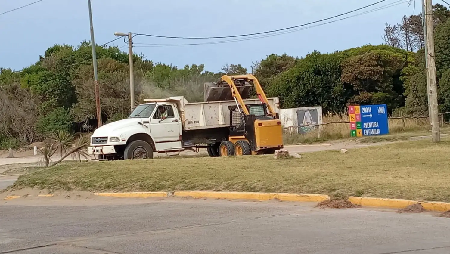 Camión. Trabajos en el sector de la Villa