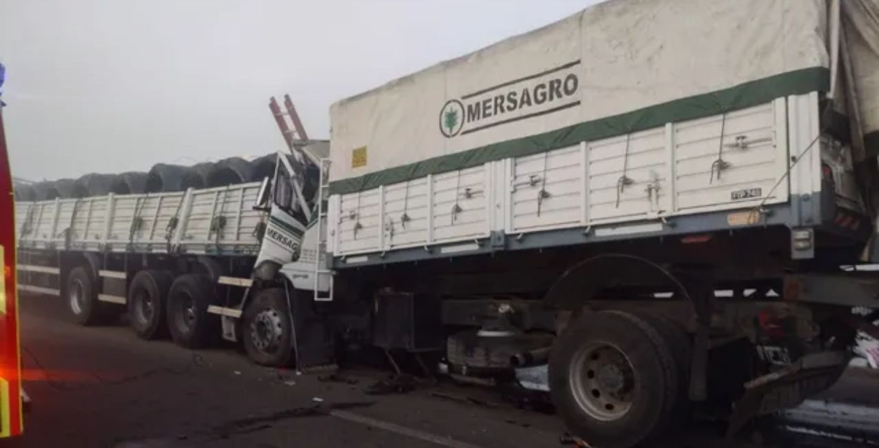 Múltiple choque en autopista a Buenos Aires, altura Villa Constitución: dos muertos