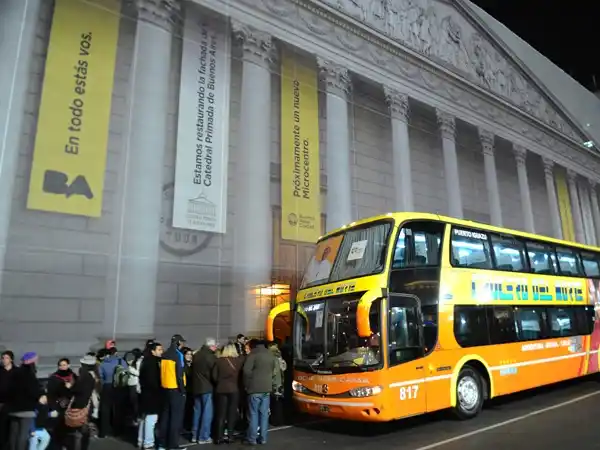 Más de 40 mil jóvenes argentinos viajan a Río para encontrarse con Francisco
