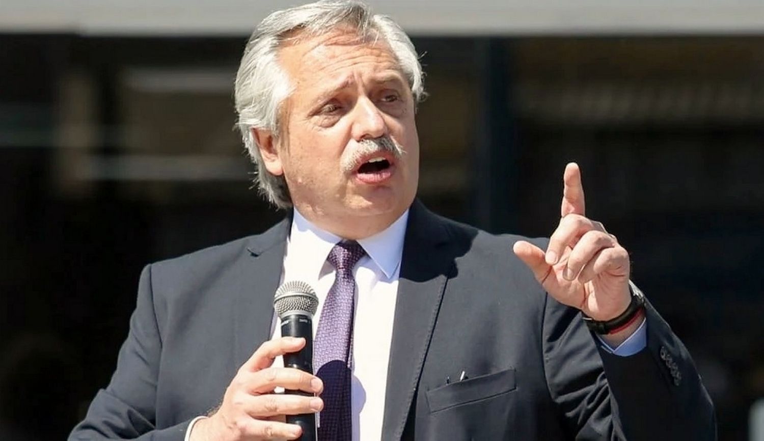 Alberto Fernández utiliza la marcha por el Día de la Militancia para darle vitalidad a su Gobierno