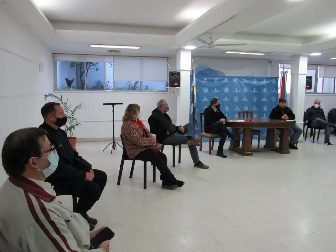 Larroque: el Comité de Emergencias analizó nuevas medidas para el sistema sanitario