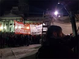 Ex trabajadores de PepsiCo instalan una carpa frente al Congreso