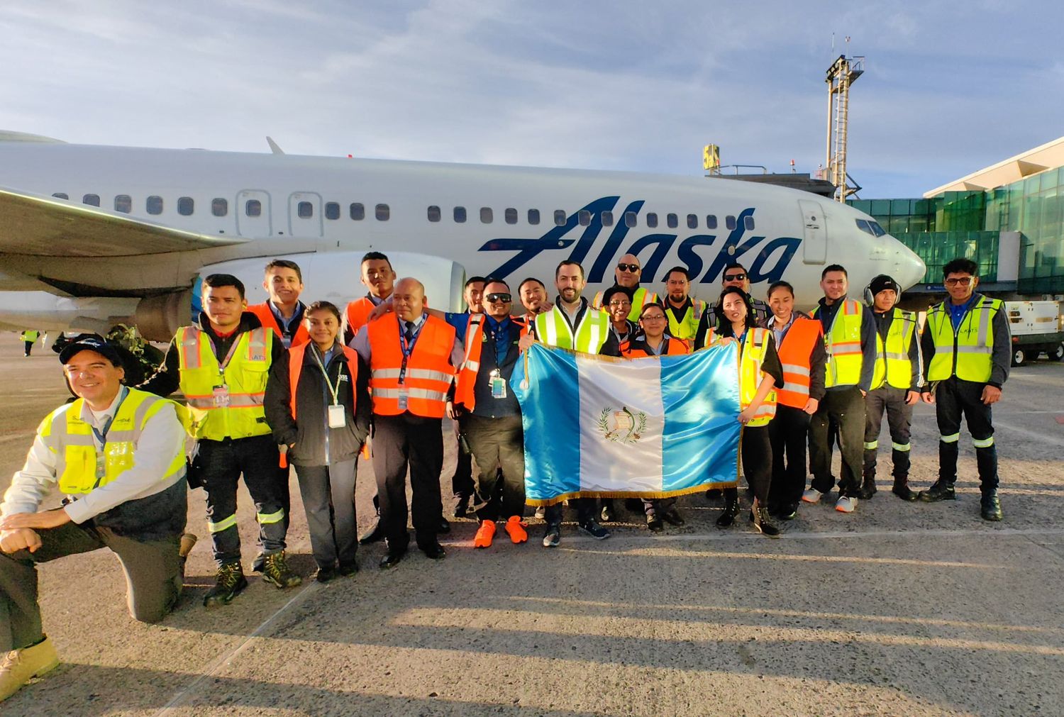 Alaska Airlines inauguró sus vuelos a Guatemala