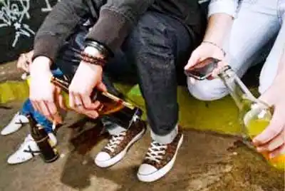 Coronel Suárez: Buscan prohibir consumo de alcohol en la vía pública 