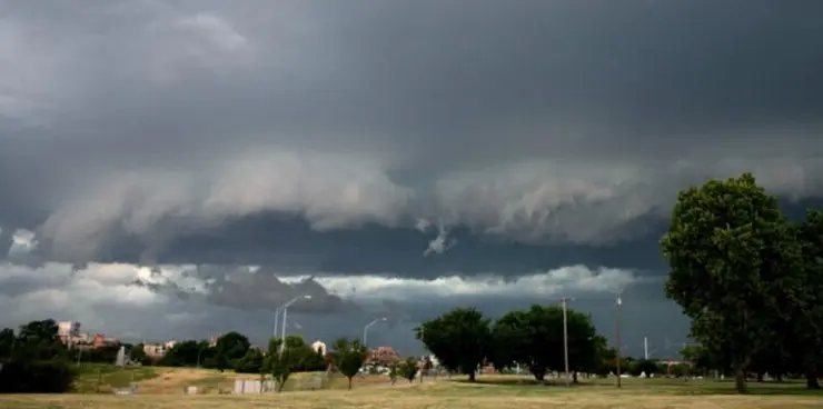 Extienden la alerta por tormentas para este jueves y abarca a casi todo el interior