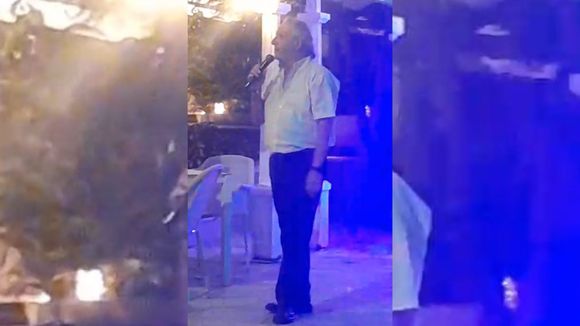 Gerardo Freixedes cantó en el paraíso soñado de Julio Iglesias