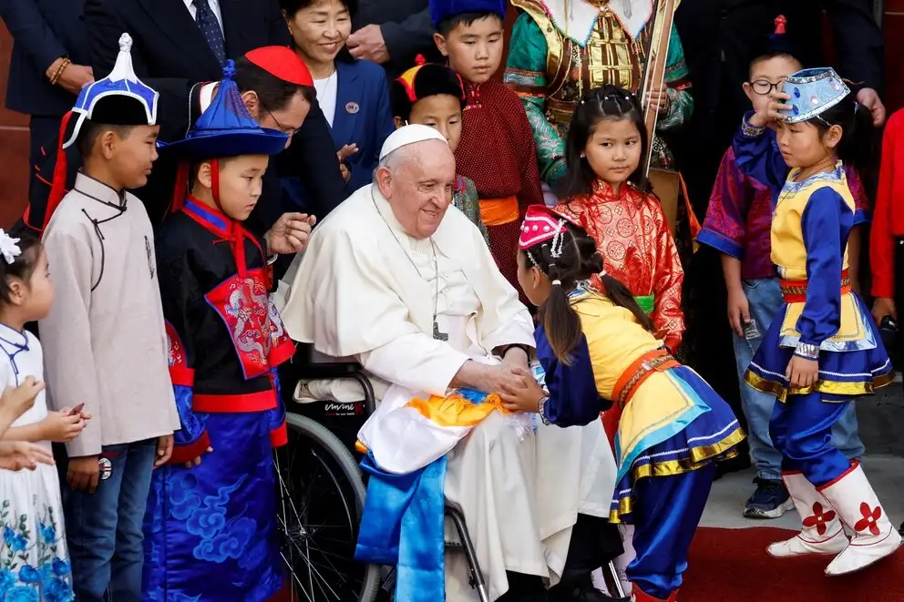 El viaje de Francisco a Mongolia fue una de las muestras de su presencia en destinos por fuera de los países centrales.