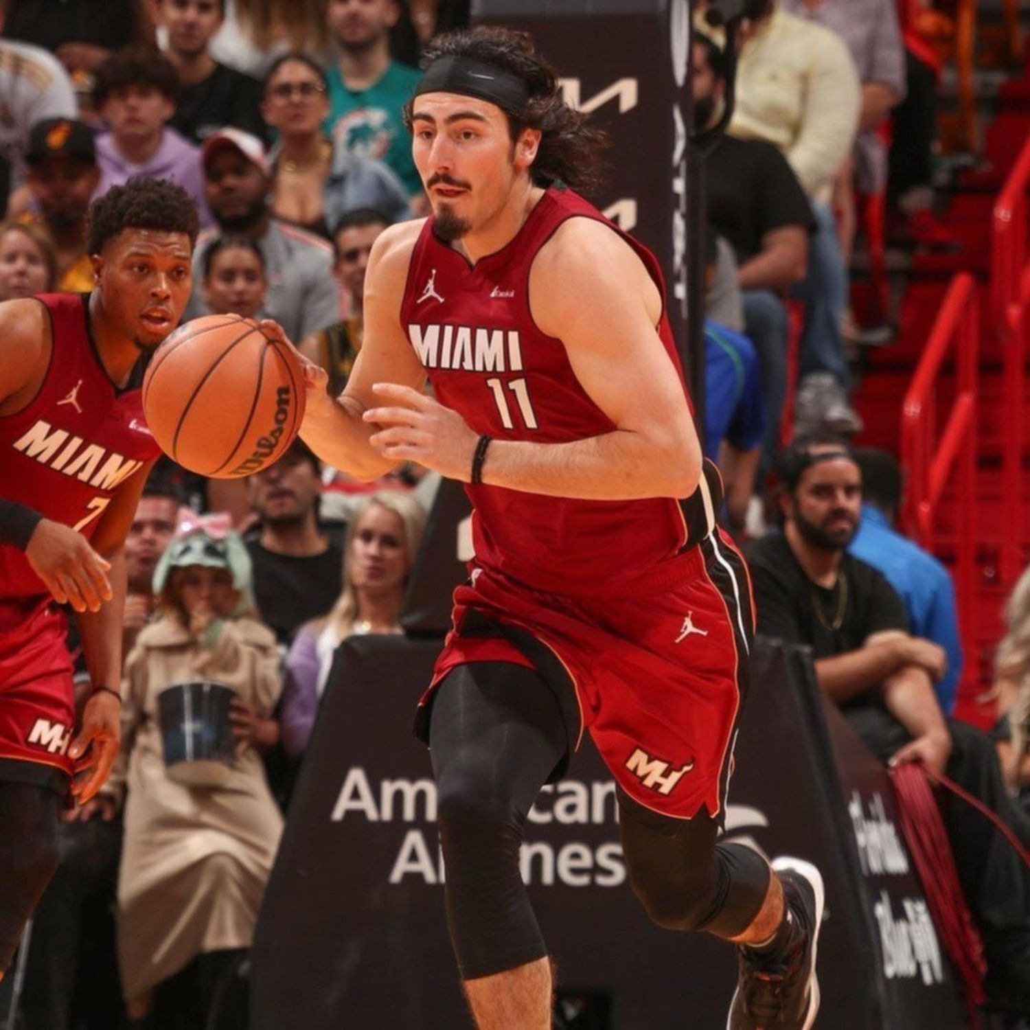 Jaime Jáquez Jr. y un look acorde a una noche soñada en la NBA