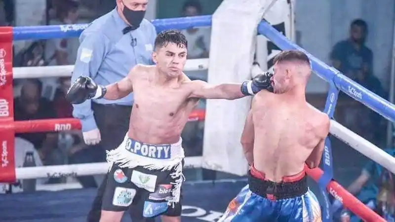 El formoseño Junior Zárate se
enfrenta al mexicano Valenzuela