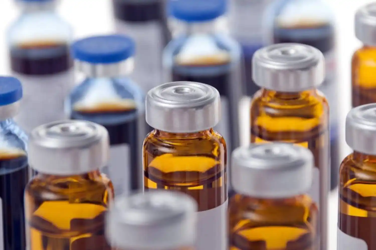 El dióxido de cloro, una alternativa desestimada por su toxicidad ante el Covid, pero igualmente utilizada