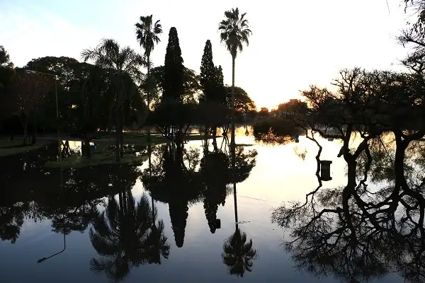 El río se acerca a los 3.90 metros y no se esperan lluvias en la cuenca