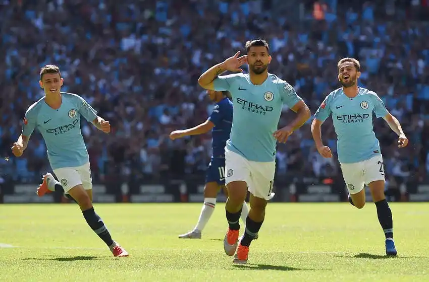 El Kun Agüero volvió al City con goles y título