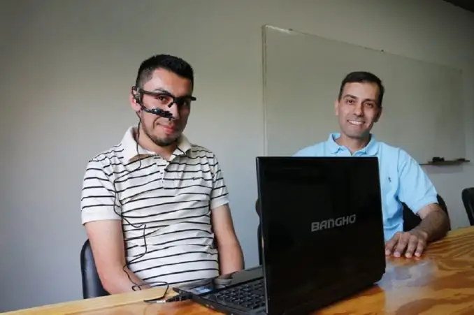 Un argentino diseñó un mouse para personas con discapacidad motora
