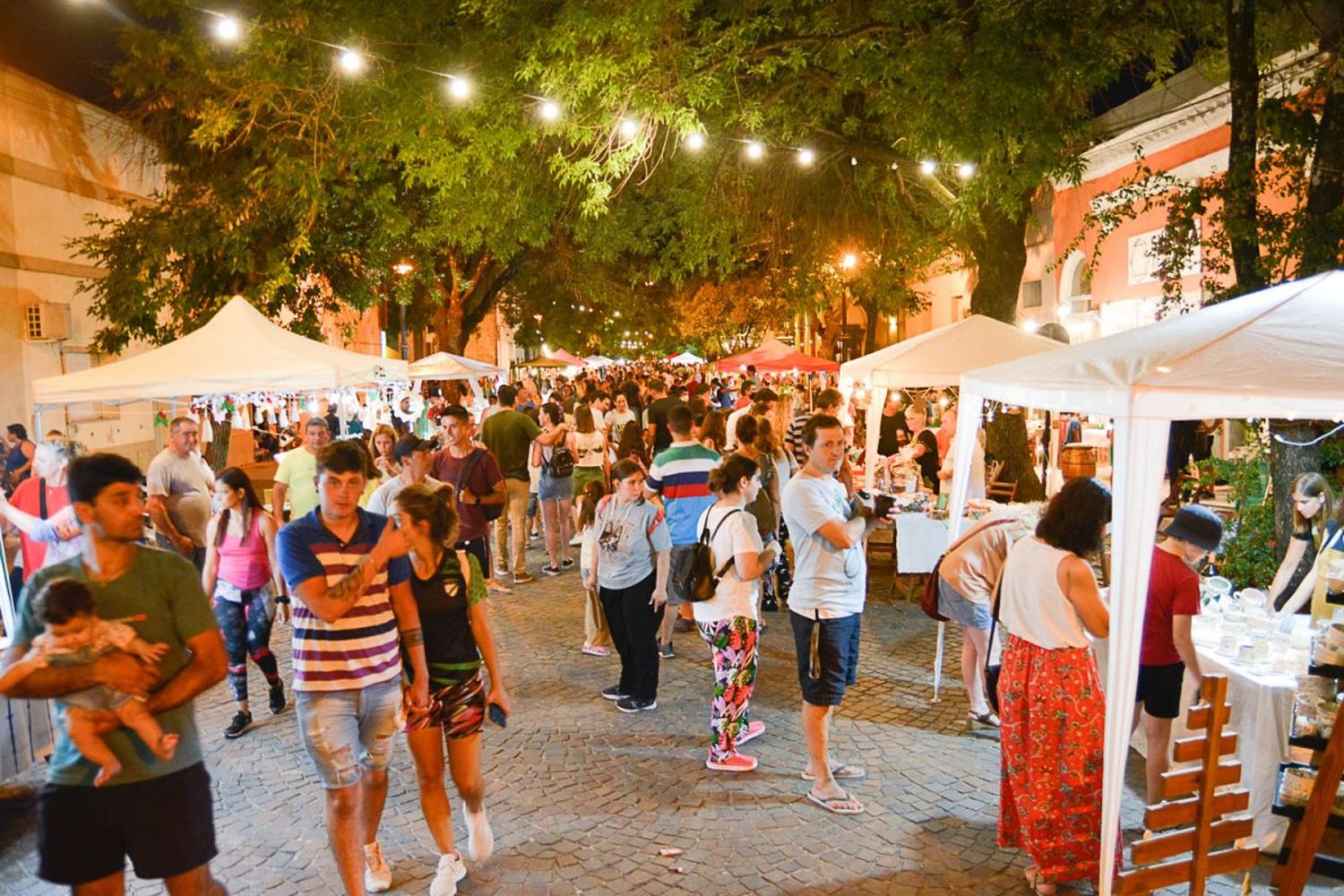 Tras su receso de verano, vuelve el Paseo Alem