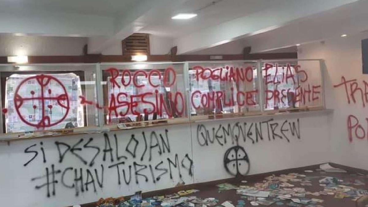 Conflicto mapuche: manifestantes tomaron la Secretaría de Turismo de El Bolsón