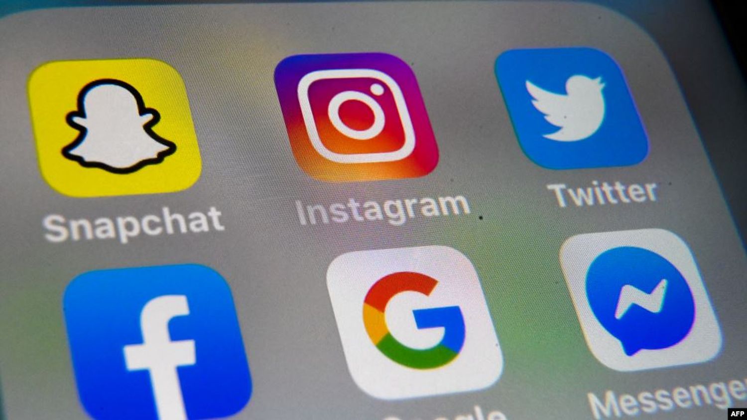 Policía europea arremete contra presencia del grupo terrorista Estado Islámico en internet