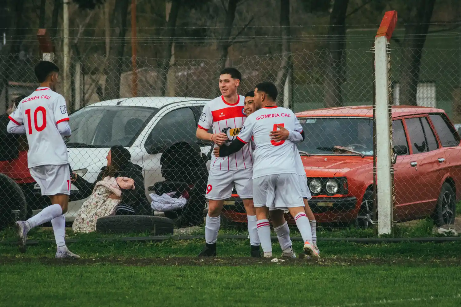 Segunda: Con la definición al rojo vivo, el Bicho hizo los deberes
